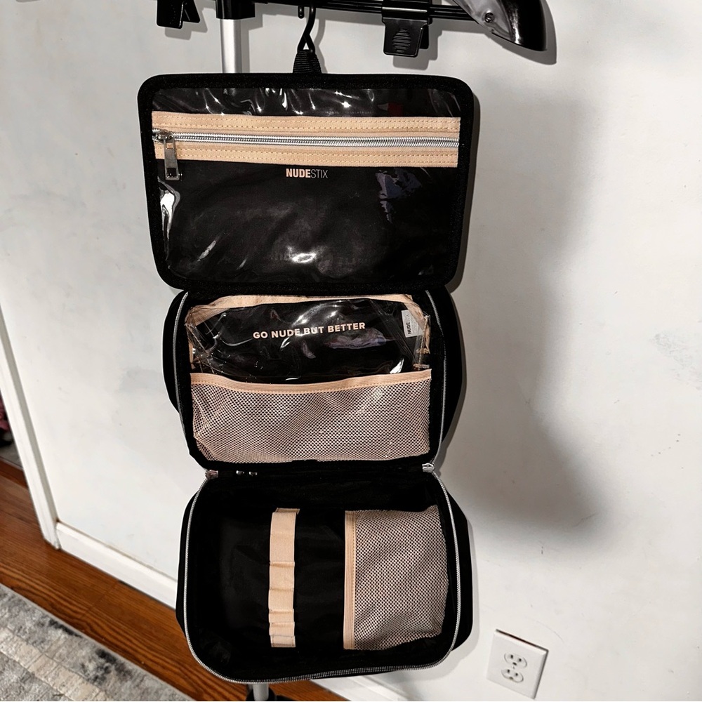 Nudestix Black Travel Organizer